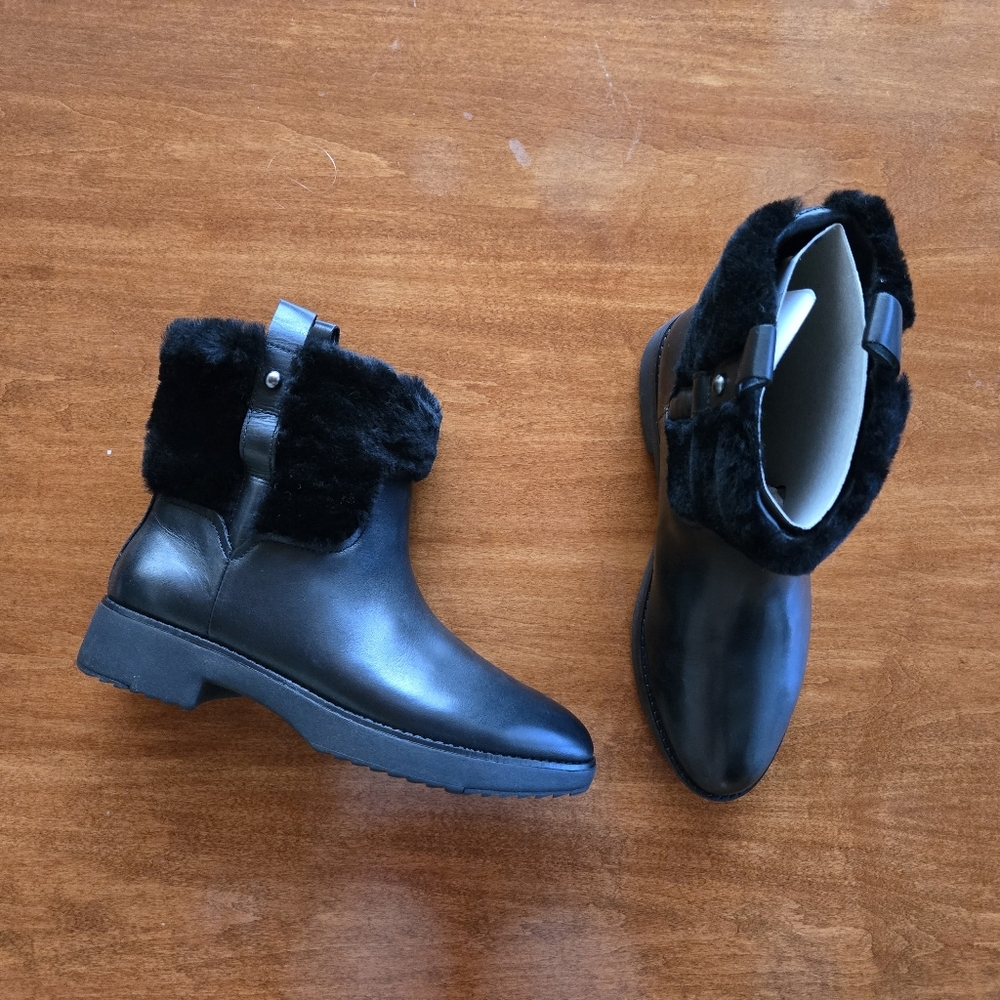 NEW Fitflop Black Ankle Booties with Plush Trim